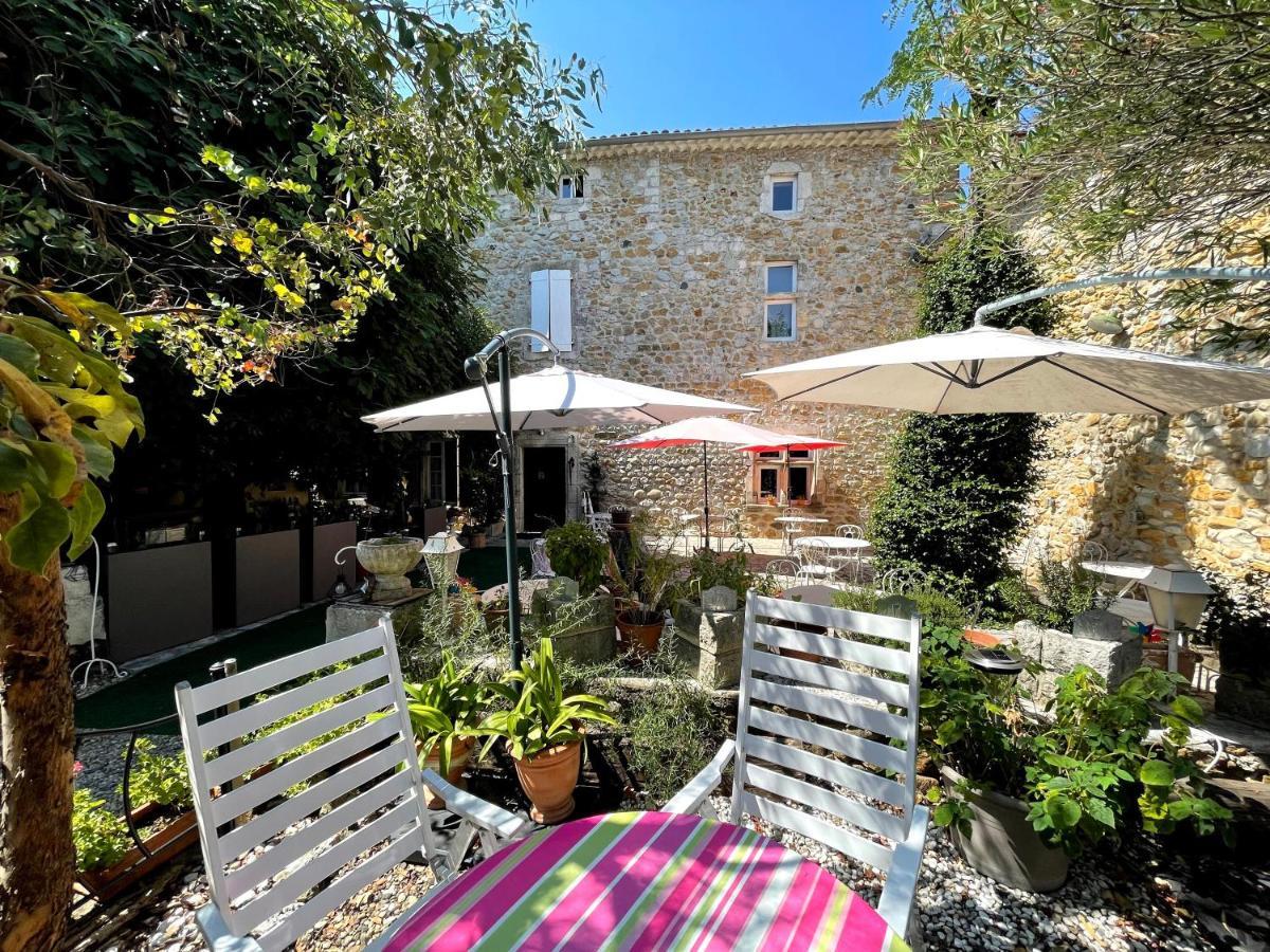 Le Manoir Du Raveyron Hotel Vallon-Pont-dʼArc Kültér fotó