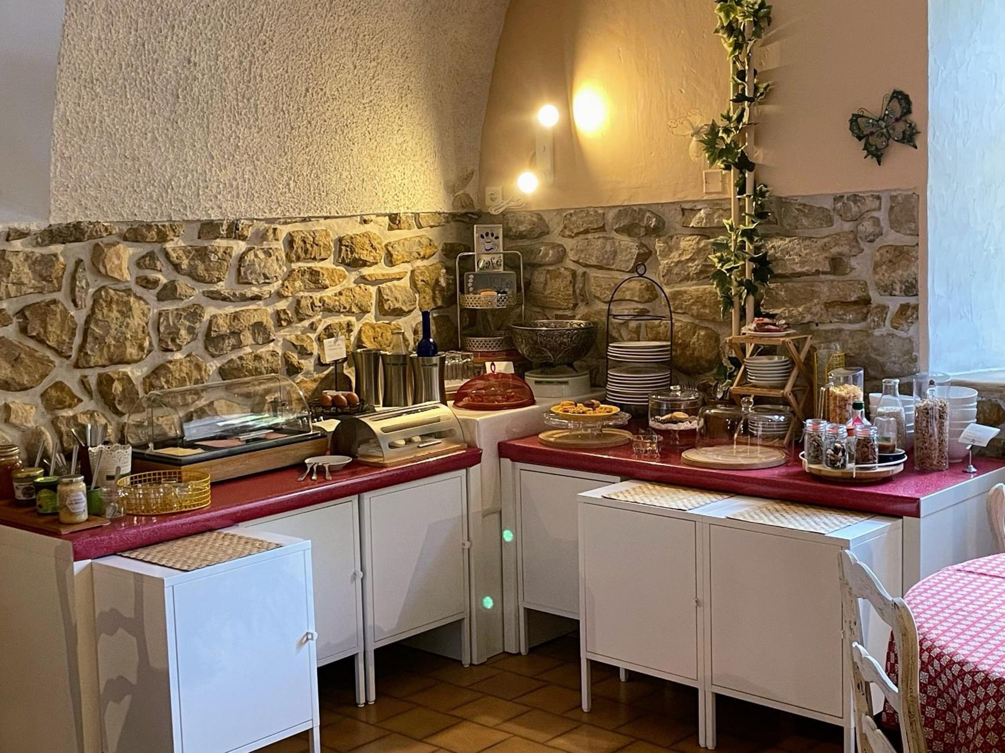 Le Manoir Du Raveyron Hotel Vallon-Pont-dʼArc Kültér fotó