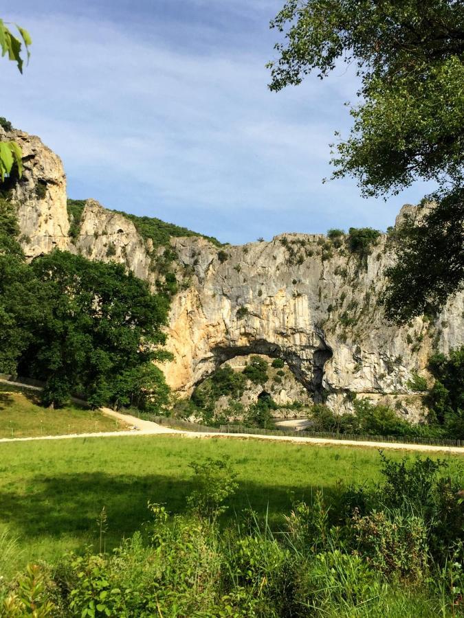 Le Manoir Du Raveyron Hotel Vallon-Pont-dʼArc Kültér fotó